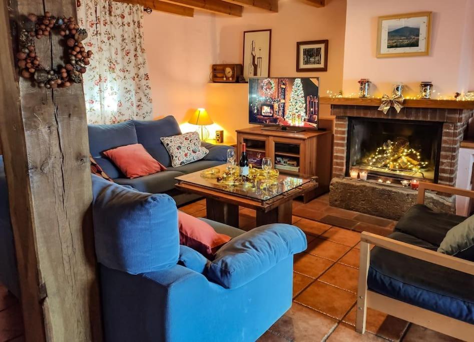 Casa Rural Tozolosolobos Otero de Bodas Luaran gambar